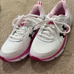 Under Armour Women's SZ8 Charged Assert-10 White/Pink Athletic running Sneakers